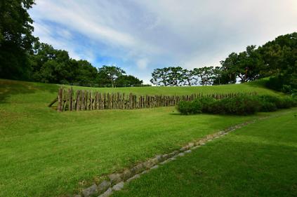 Songpa-gu: Mongchontoseong Earthen Fortification Trail 사진3