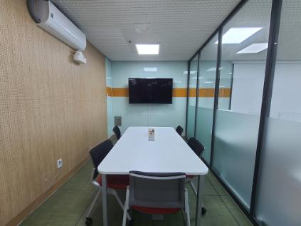 강북문화정보도서관 상상공작소 스터디룸 사진