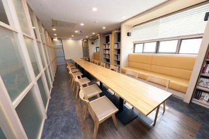 124서초문화예술회관 4층 북카페 컨퍼런스룸1 사진